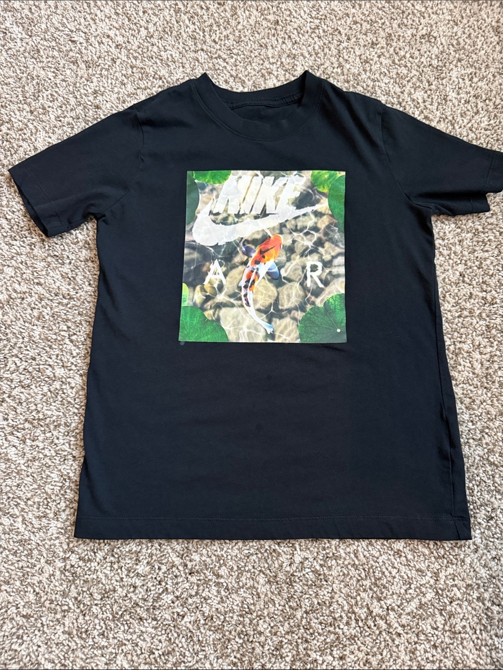Nike graphic t shirt